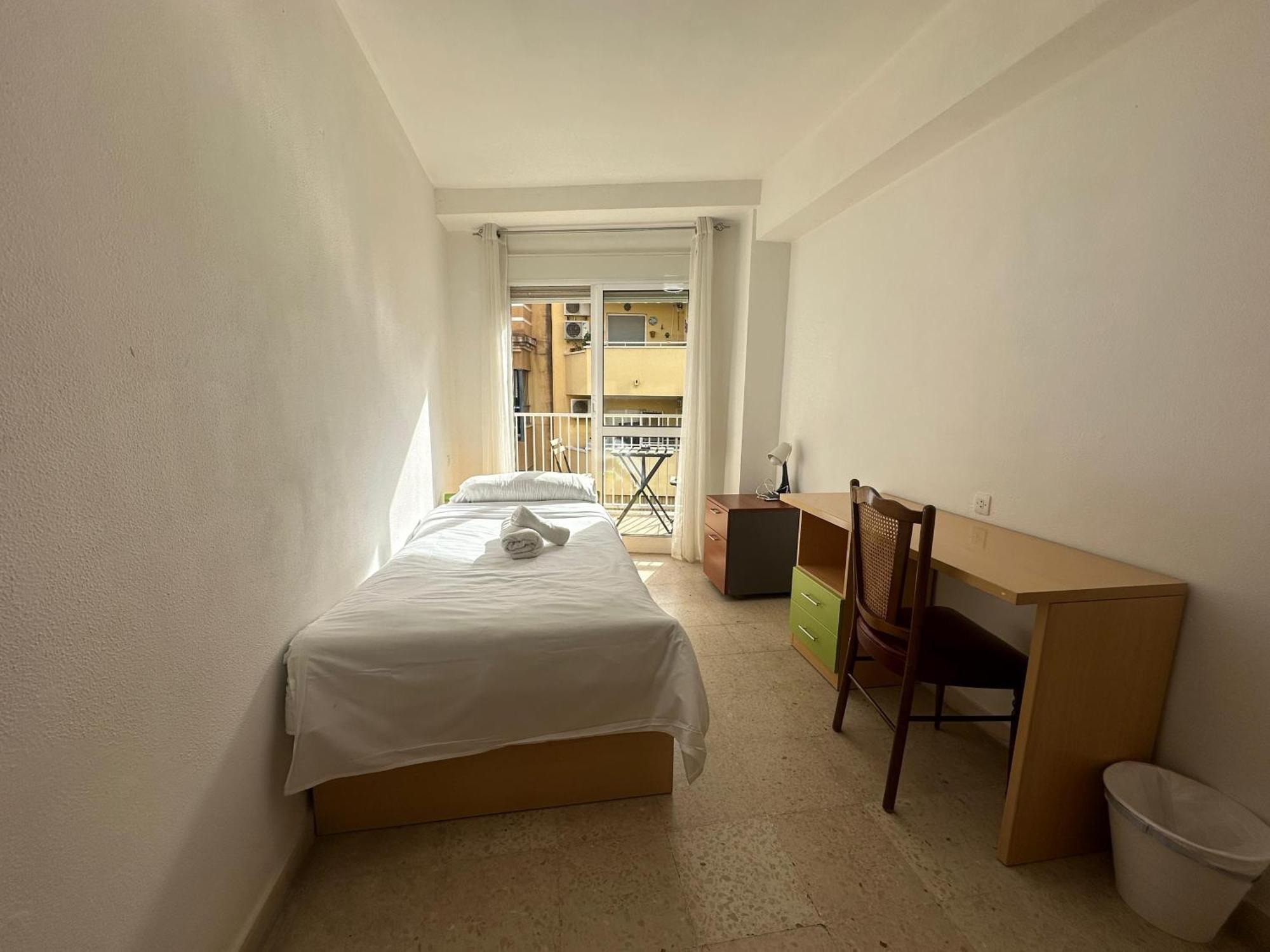 Habitacion Individual Con Terraza มาลากา ภายนอก รูปภาพ